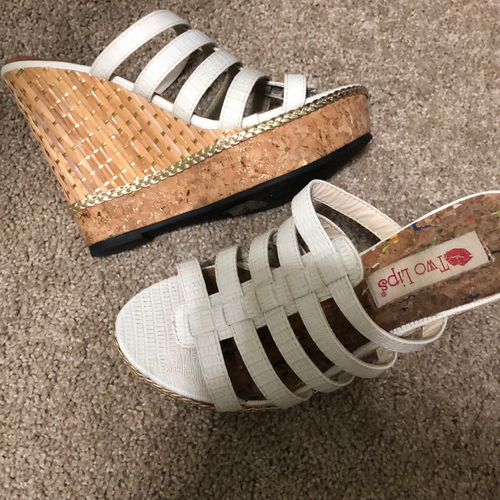 Women’s wedge sandal, two lips